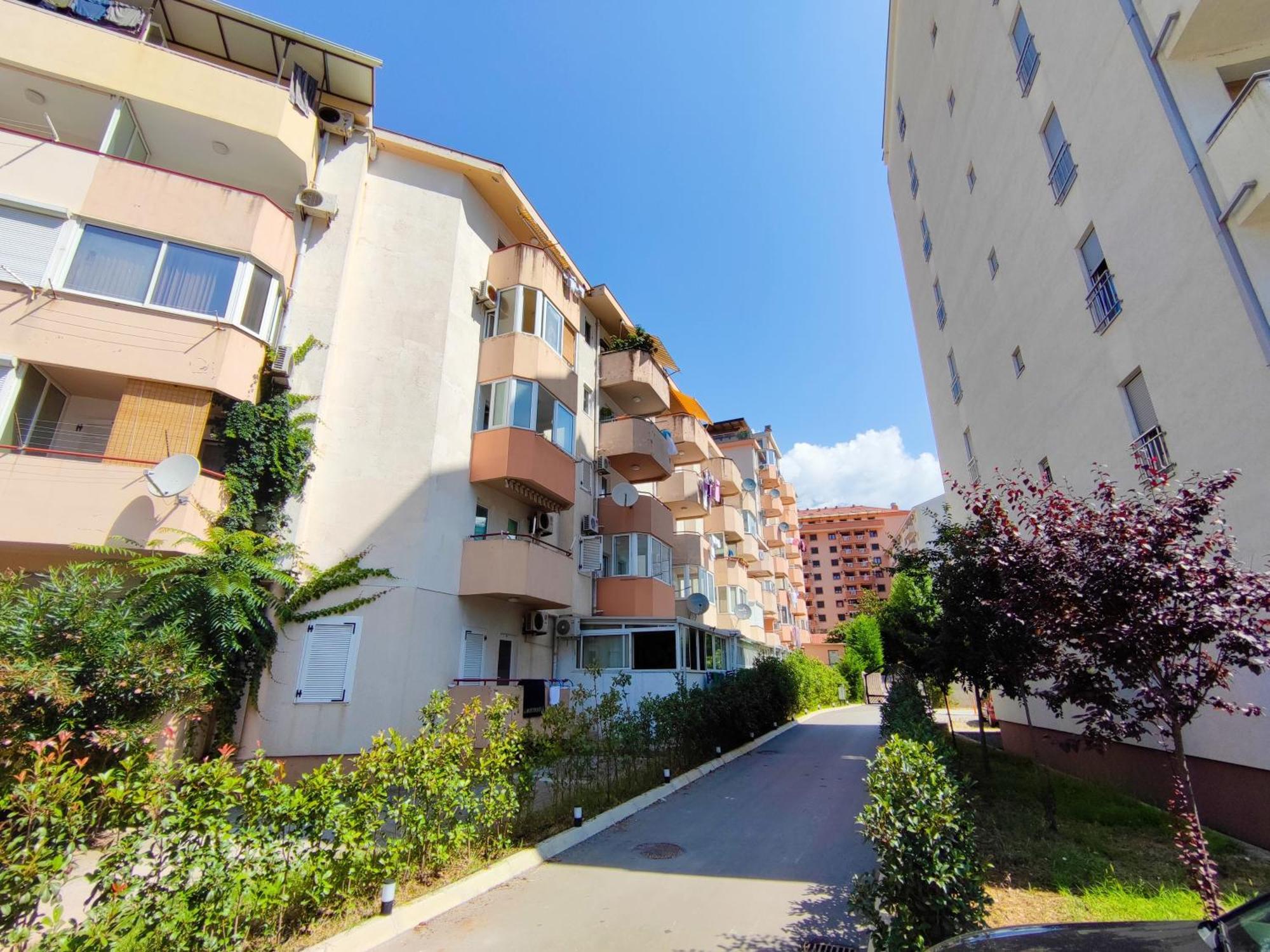 Apartment New Renovated Modern Cozy Mediterranean 42m2 Flat Free Parking