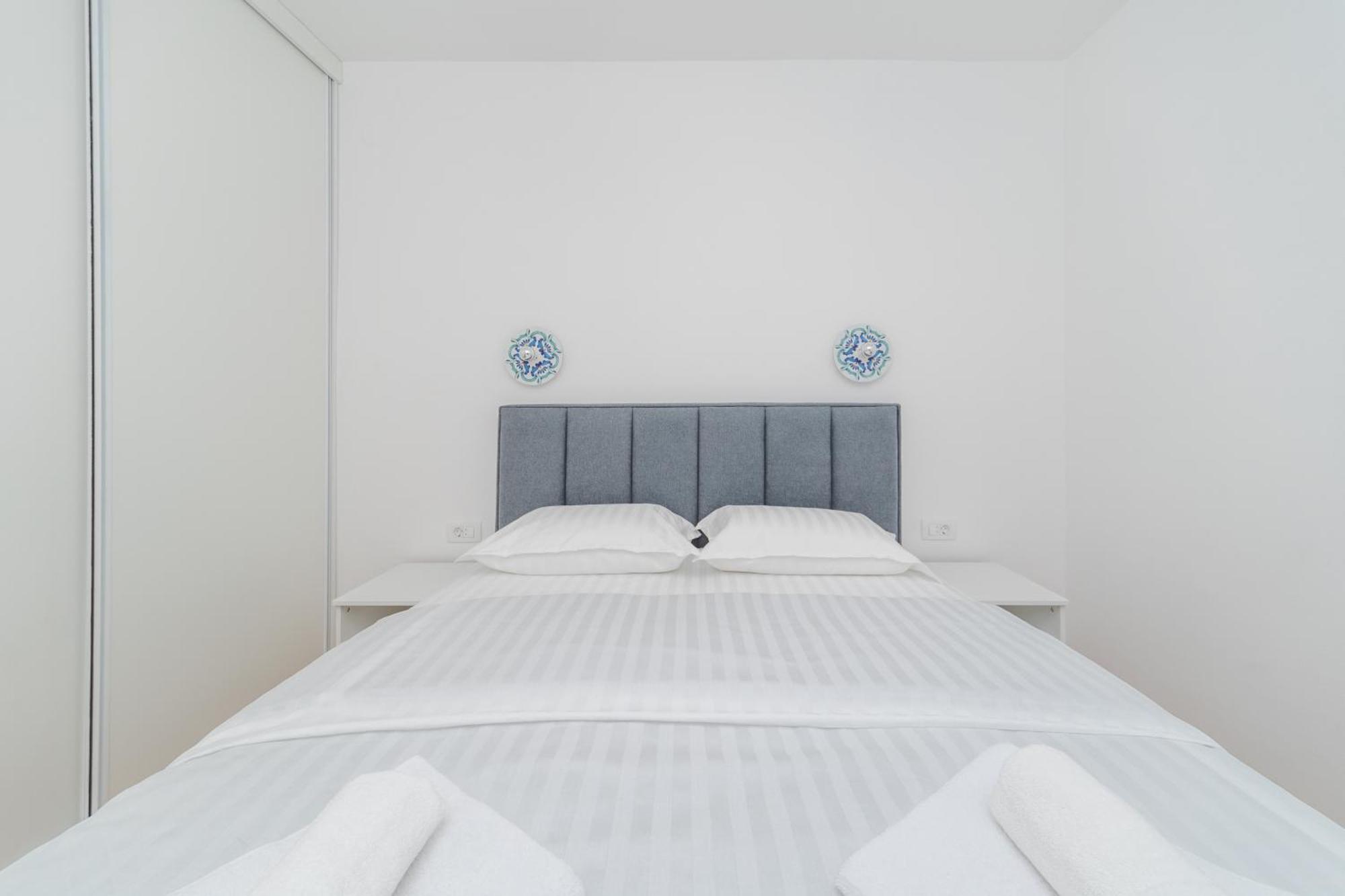 New Renovated Modern Cozy Mediterranean 42m2 Flat Free Parking